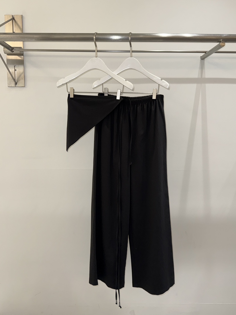 VIVE韓國東大門代購女裝新款時尚人氣推薦26春夏長裙含圍巾VIVE長裙圖色2