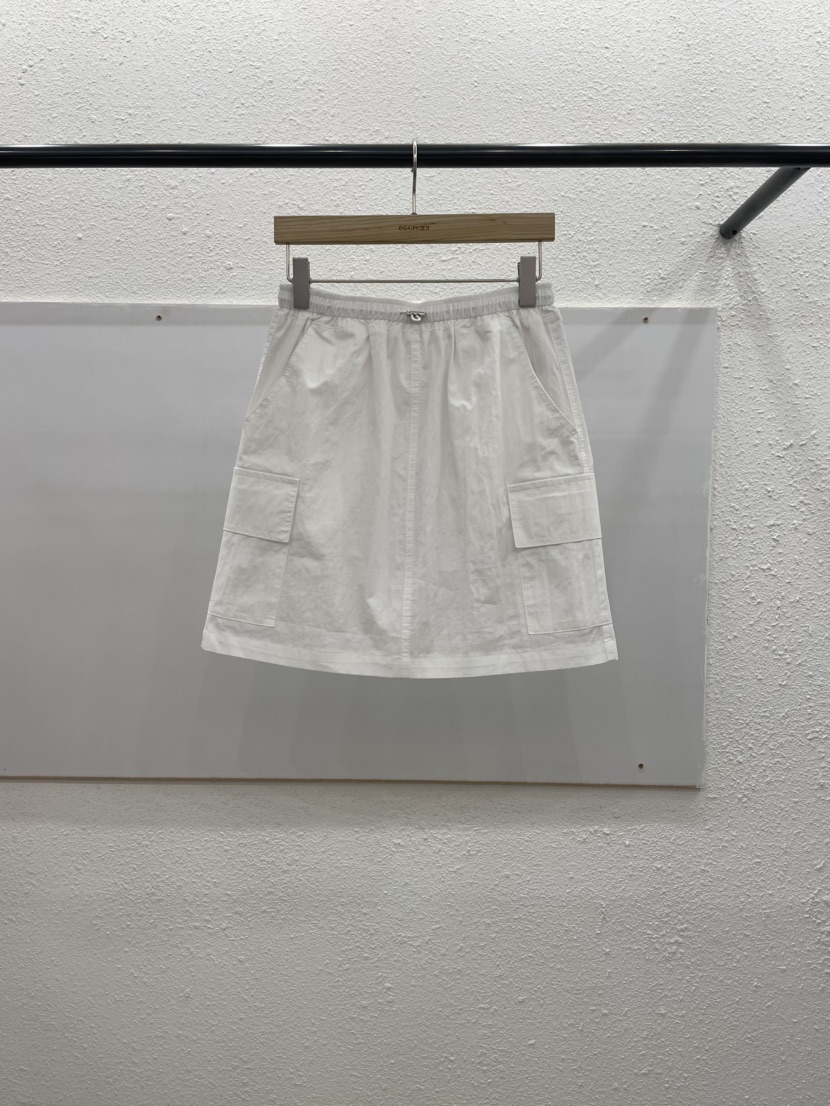 EGGPLANT韓國代購女裝新品熱賣休閑推薦職業人氣時尚短裙EGGPLANT短裙圖色1