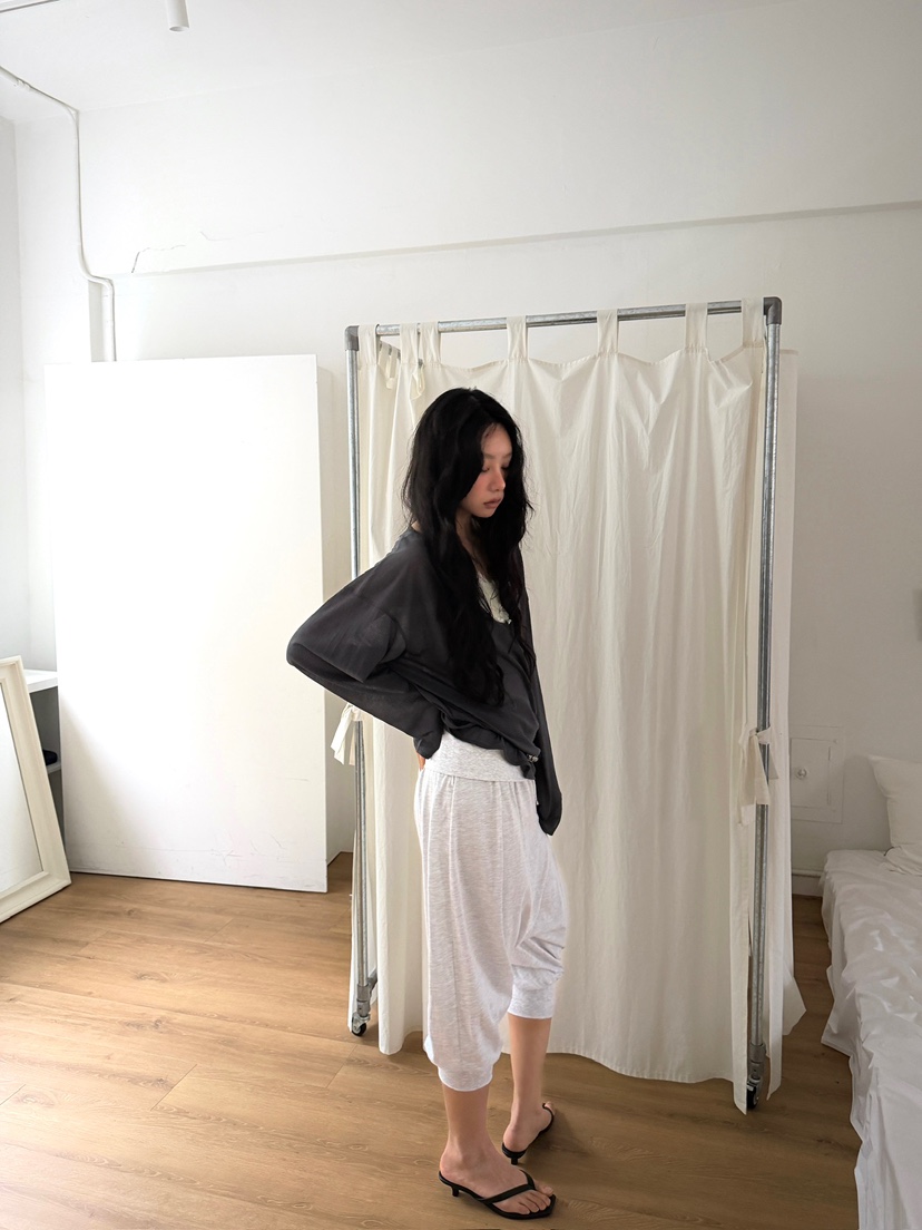 AWESOMESAUCE韓國代購女士新款時尚推薦熱賣人氣26春夏長袖T恤AWESOME SAUCE長袖T恤