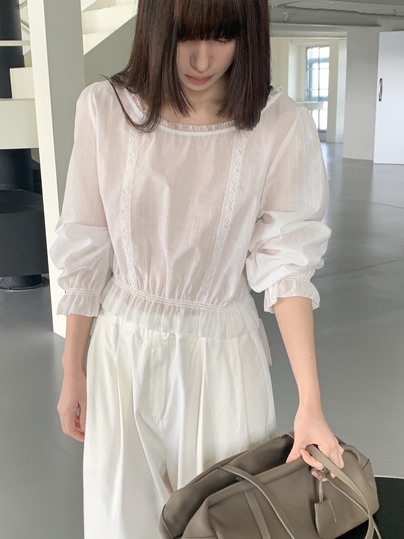 LOGARDEN韓國直郵女裝新品人氣職業熱賣時尚推薦襯衫蕾絲衫LO GARDEN襯衫/蕾絲衫