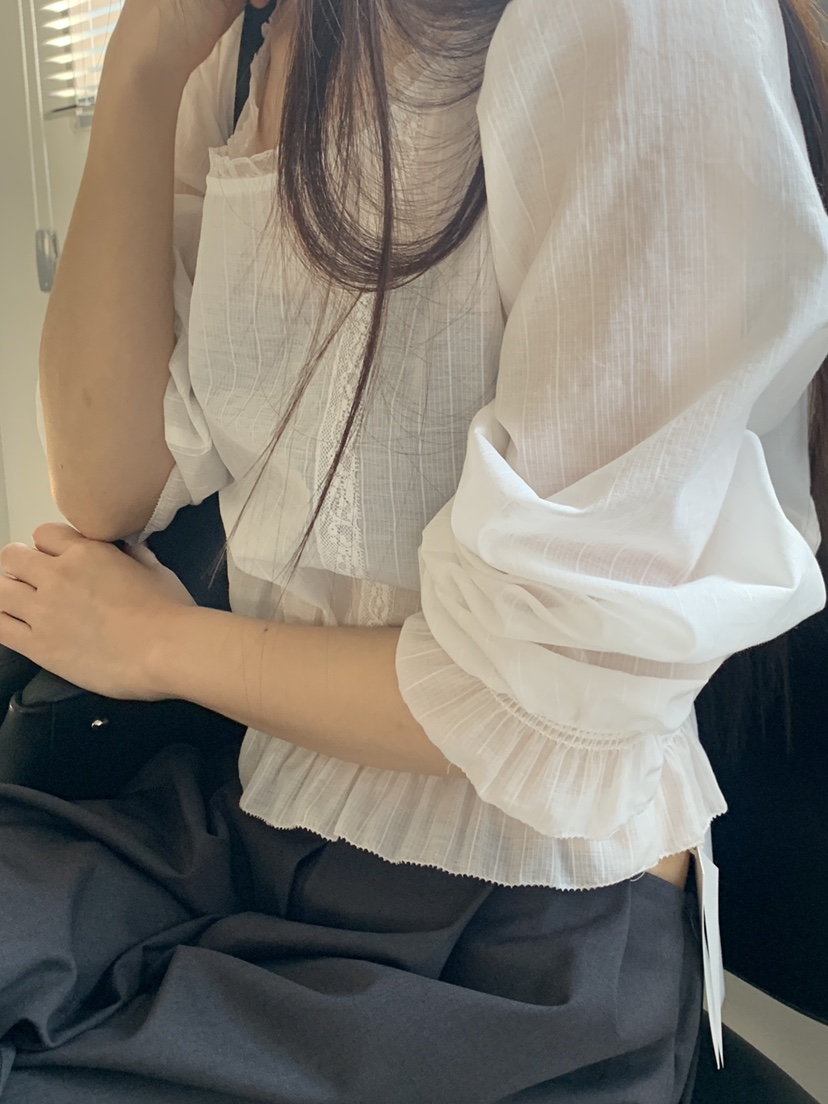 LOGARDEN韓國直郵女裝新品人氣職業熱賣時尚推薦襯衫蕾絲衫LO GARDEN襯衫/蕾絲衫