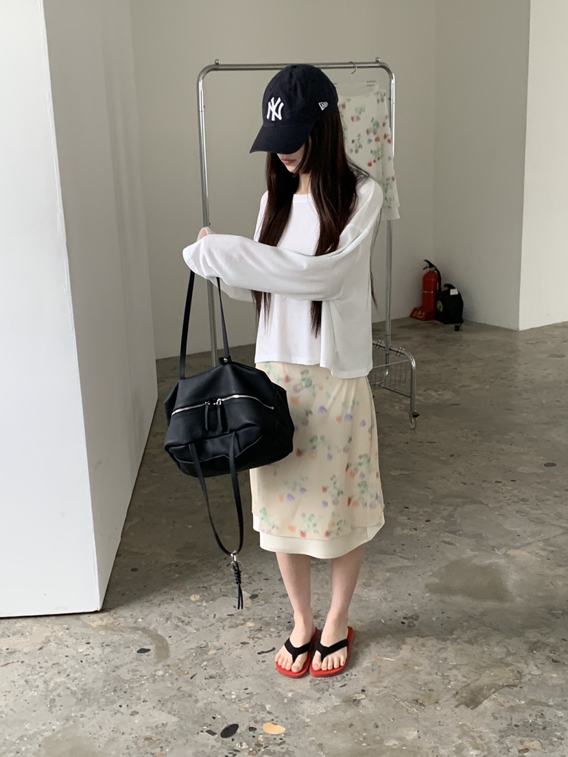 LOGARDEN韓國代購女裝新品休閑熱賣時尚職業推薦26春夏長袖T恤LO GARDEN長袖T恤