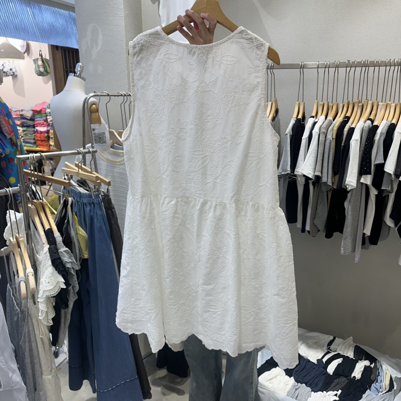 HIPTIQUE韓國東大門直郵女裝新款休閑時尚職業連衣裙刺繡HIPTIQUE連衣裙