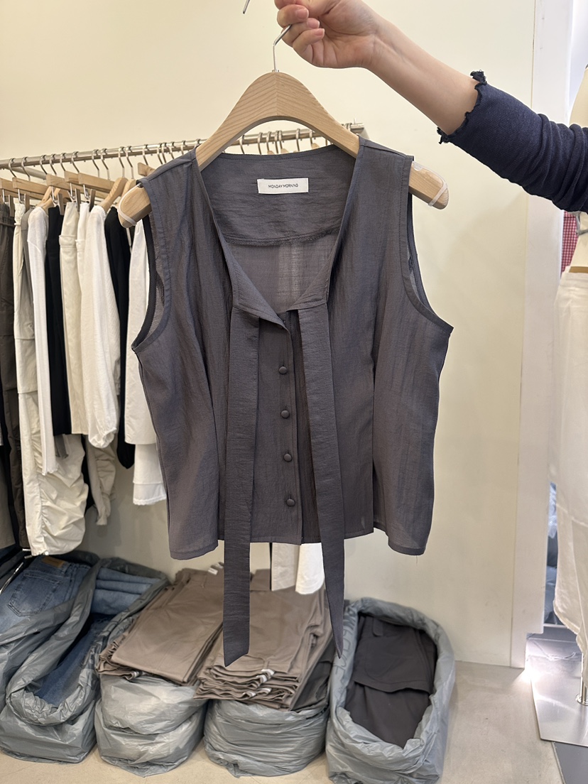 MONDAYMORING韓國直郵實拍女裝新品26春夏職業時尚吊帶背心MONDAYMORING吊帶/背心圖色3