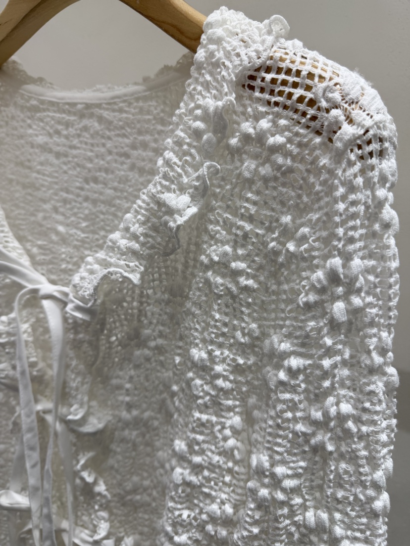 SHIRRING韓國東大門直郵女裝新品人氣時尚熱賣襯衫蕾絲衫SHIRRING襯衫/蕾絲衫