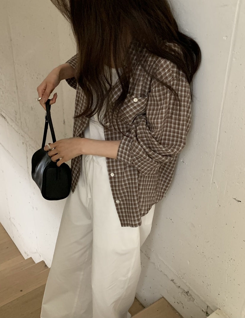 NOTICE韓國東大門直郵女裝新款26春夏職業襯衫蕾絲衫格紋NOTICE襯衫/蕾絲衫