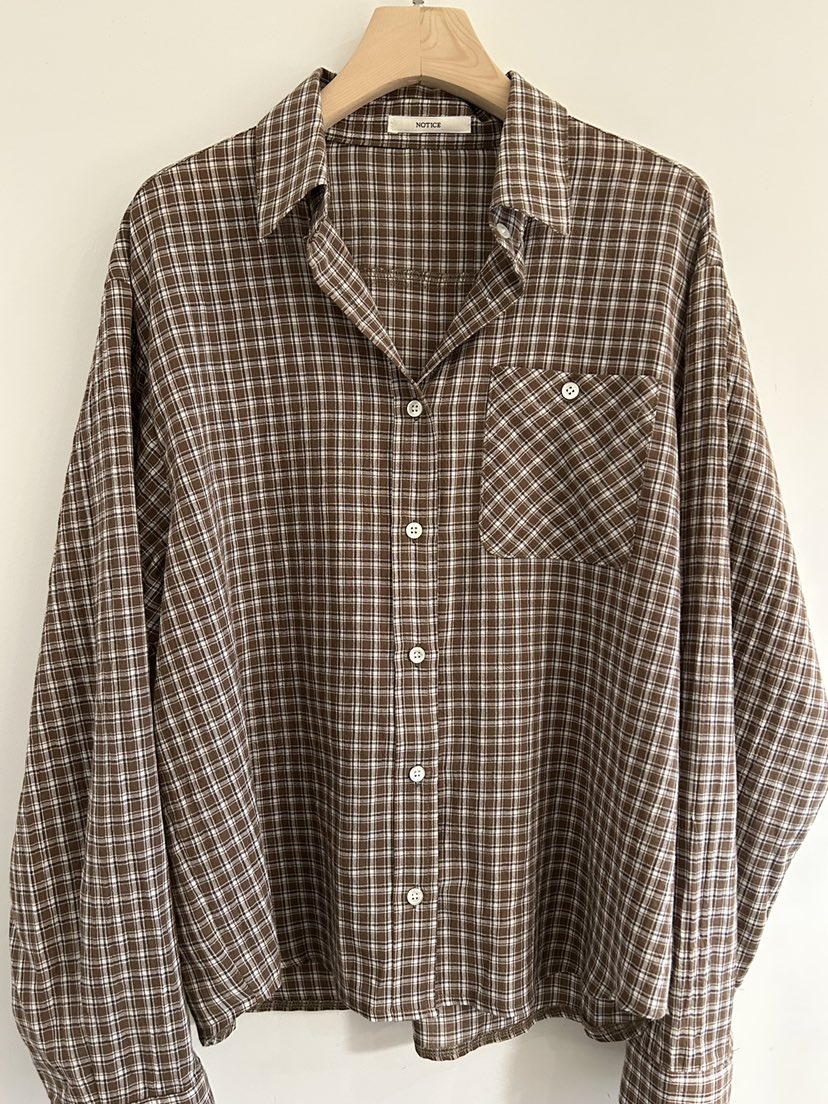 NOTICE韓國東大門直郵女裝新款26春夏職業襯衫蕾絲衫格紋NOTICE襯衫/蕾絲衫