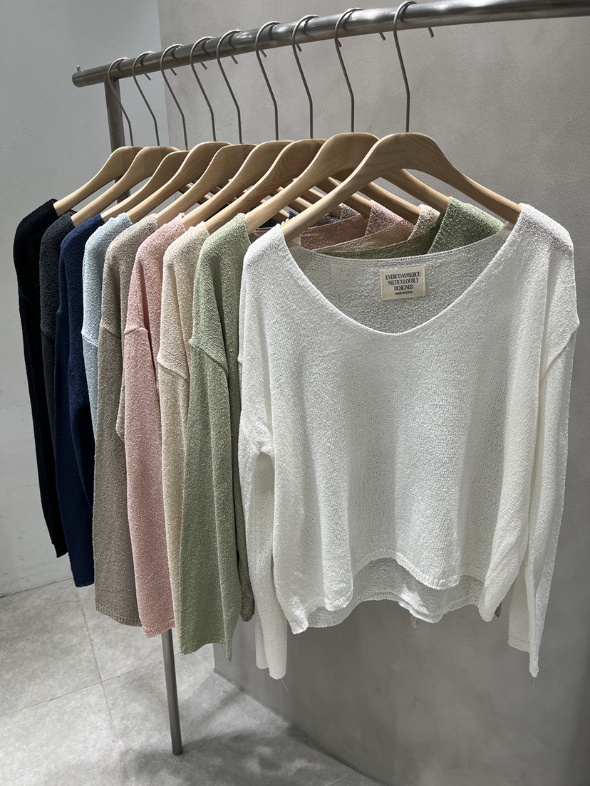 EVERCOMMERCE METICULOUSLY DESIGNED韓國東大門直郵女裝新款休閑針織衫EVERCOMMERCE METICULOUSLY DESIGNED針織衫