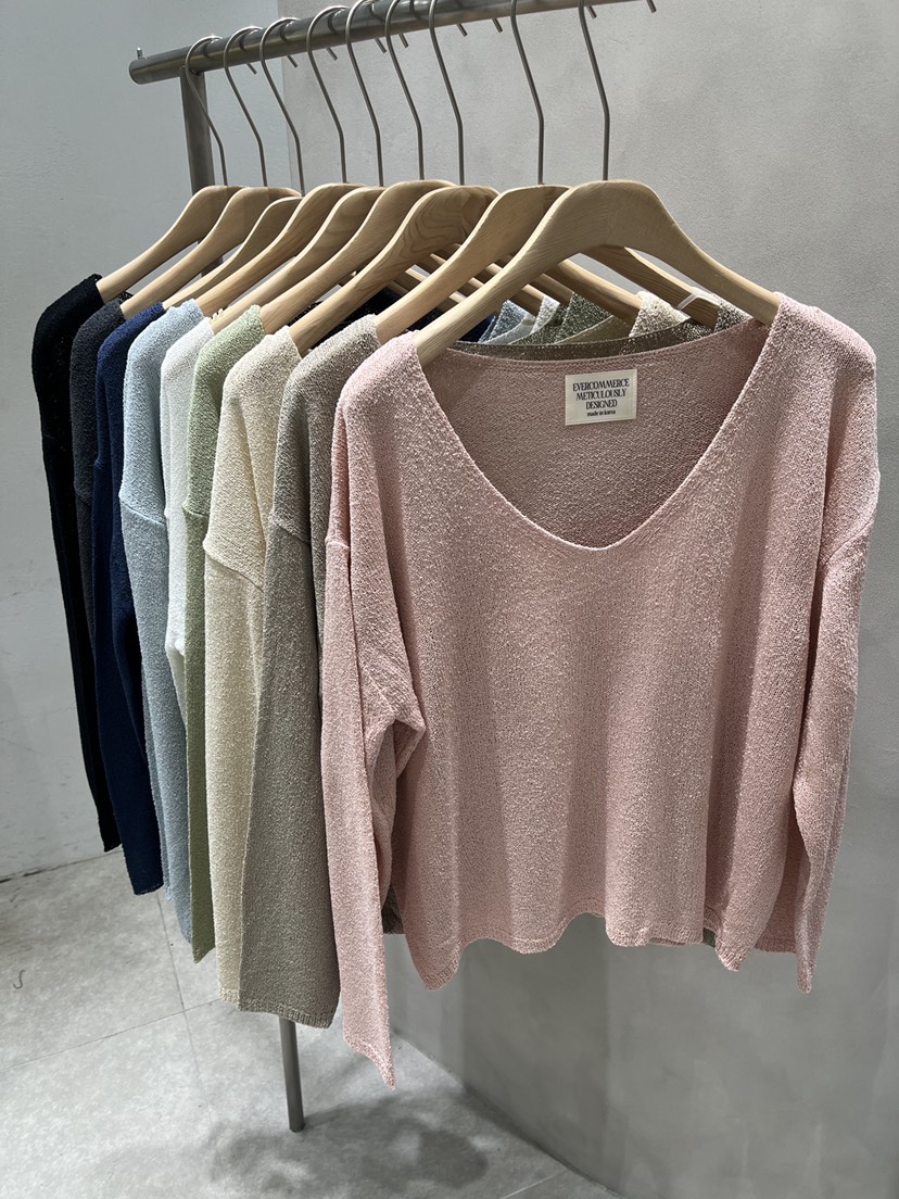 EVERCOMMERCE METICULOUSLY DESIGNED韓國東大門直郵女裝新款休閑針織衫EVERCOMMERCE METICULOUSLY DESIGNED針織衫