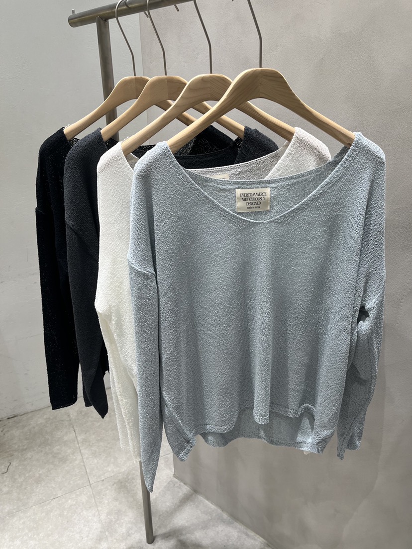 EVERCOMMERCE METICULOUSLY DESIGNED韓國東大門直郵女裝新款休閑針織衫EVERCOMMERCE METICULOUSLY DESIGNED針織衫