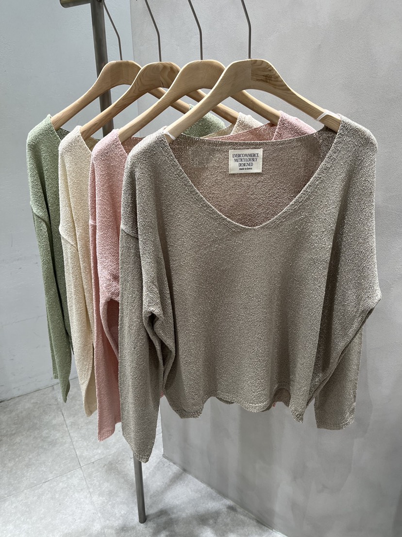 EVERCOMMERCE METICULOUSLY DESIGNED韓國東大門直郵女裝新款休閑針織衫EVERCOMMERCE METICULOUSLY DESIGNED針織衫