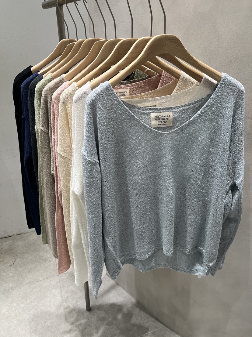 EVERCOMMERCE METICULOUSLY DESIGNED韓國東大門直郵女裝新款休閑針織衫EVERCOMMERCE METICULOUSLY DESIGNED針織衫