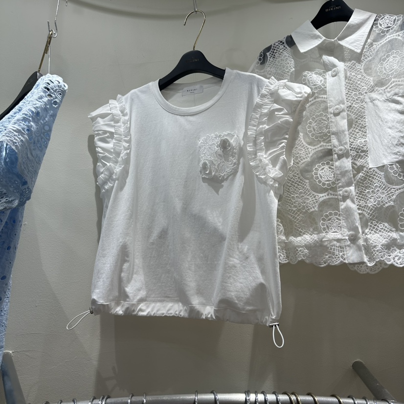 BIKINI韓國直郵實拍女士新品人氣休閑時尚襯衫蕾絲衫花朵BIKINI襯衫/蕾絲衫圖色1