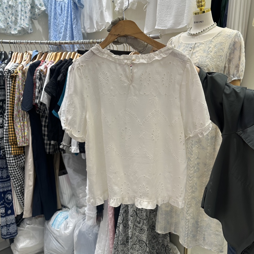 BIKINI韓國東大門直郵女士新品時尚襯衫蕾絲衫不含項鏈刺繡BIKINI襯衫/蕾絲衫