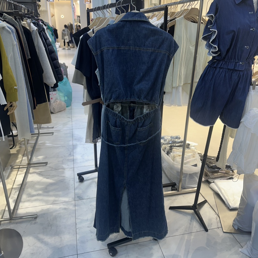 HOT PLACE/DREAM GIRIS/HOT ISSUE韓國東大門代購女裝新款人氣連衣裙開衩HOT PLACE/DREAM GIRIS/HOT ISSUE連衣裙