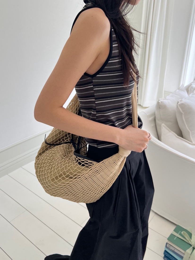 ME MO韓國東大門代購女裝新款人氣熱賣職業26春夏吊帶背心ME MO吊帶/背心