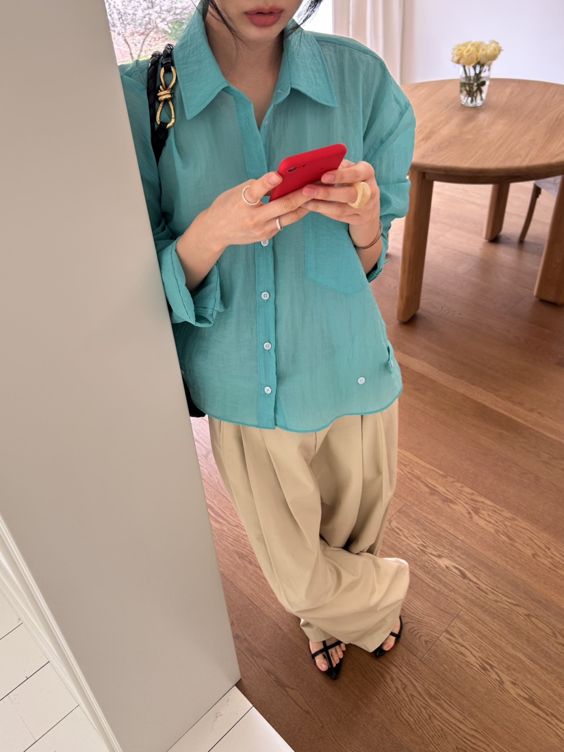 ME MO韓國直郵實拍女裝新品職業人氣襯衫蕾絲衫口袋褶皺ME MO襯衫/蕾絲衫