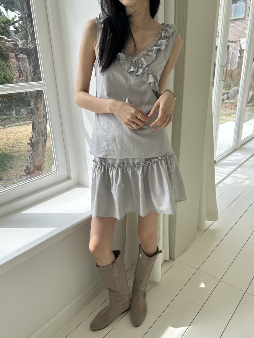 ME MO韓國直郵實拍女裝新品休閑襯衫蕾絲衫不含項鏈荷葉邊ME MO襯衫/蕾絲衫