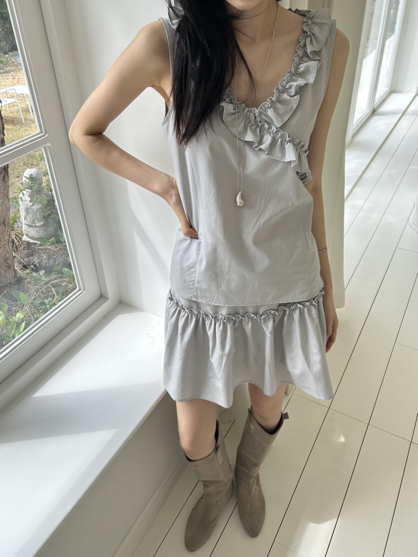 ME MO韓國直郵實拍女裝新品休閑襯衫蕾絲衫不含項鏈荷葉邊ME MO襯衫/蕾絲衫圖色1