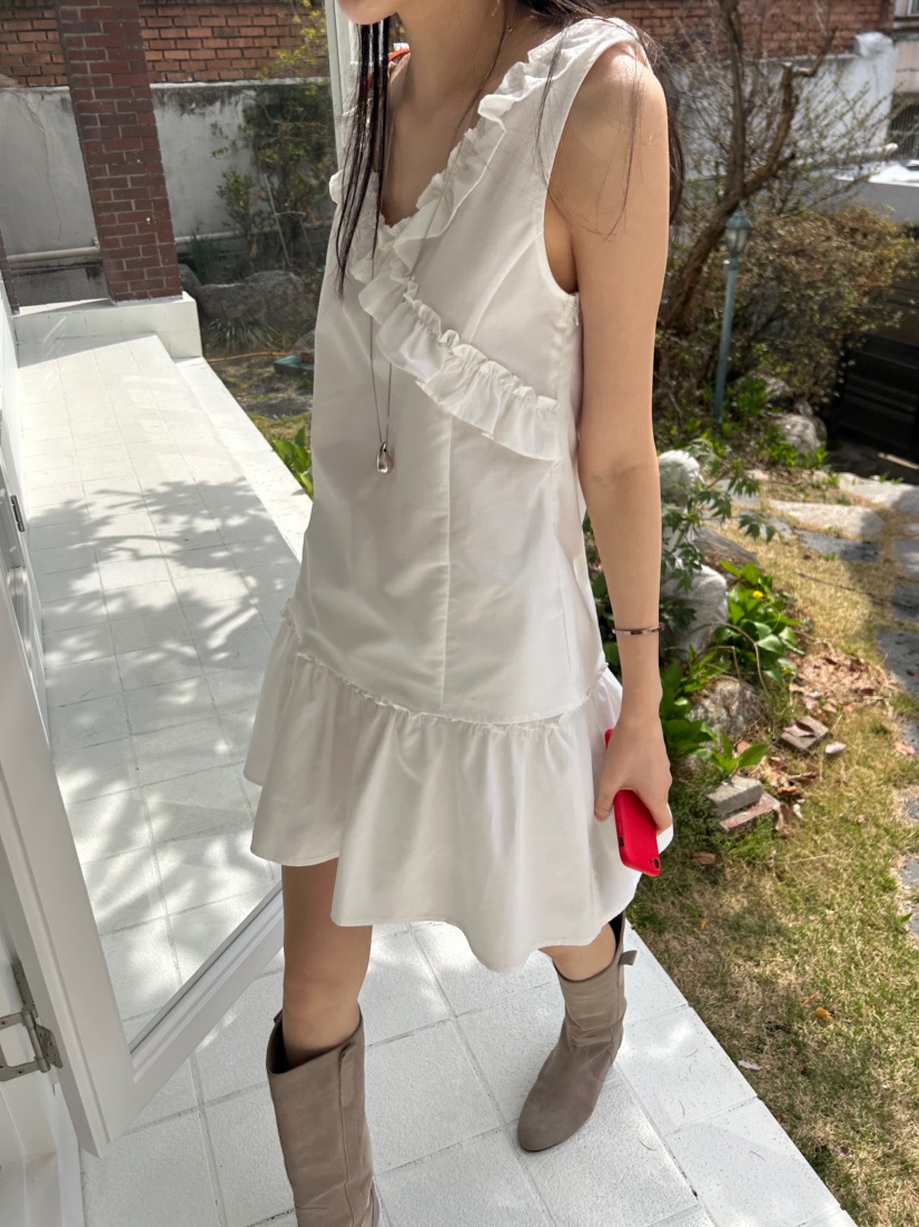 ME MO韓國直郵實拍女裝新品休閑襯衫蕾絲衫不含項鏈荷葉邊ME MO襯衫/蕾絲衫圖色3