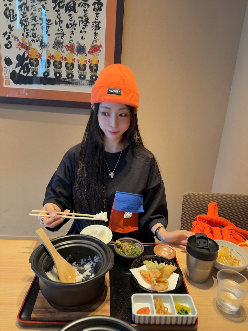 PALETTE-Q韓國東大門代購女士新款推薦時尚休閑熱賣長袖T恤PALETTE-Q長袖T恤