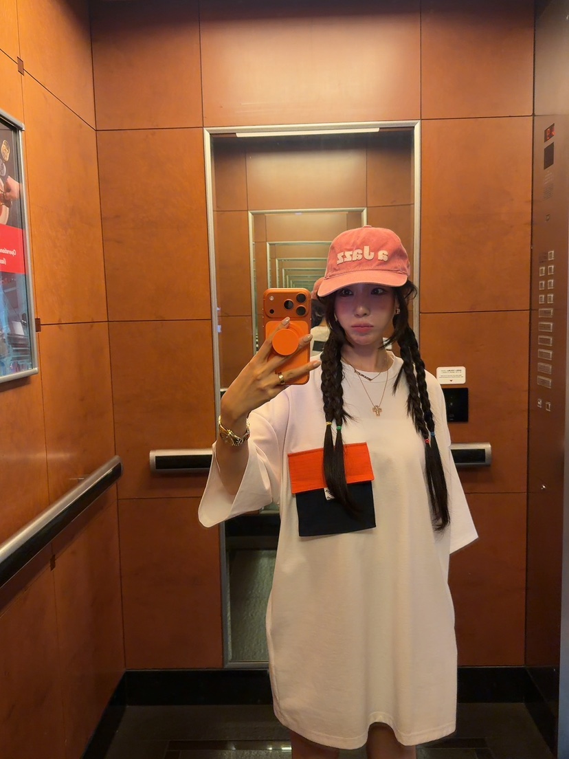 PALETTE-Q韓國東大門代購女士新款推薦時尚休閑熱賣長袖T恤PALETTE-Q長袖T恤