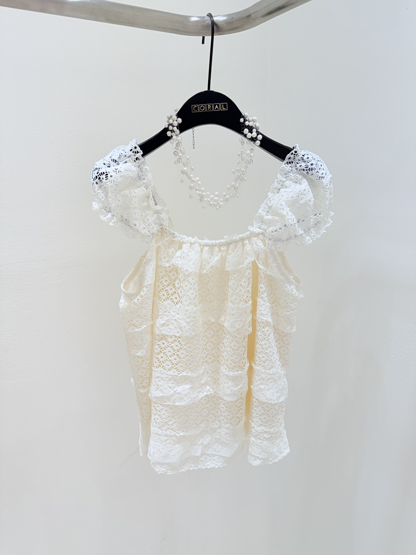 CORAL韓國直郵實拍女裝新款職業熱賣26春夏襯衫蕾絲衫不含項鏈CORAL襯衫/蕾絲衫