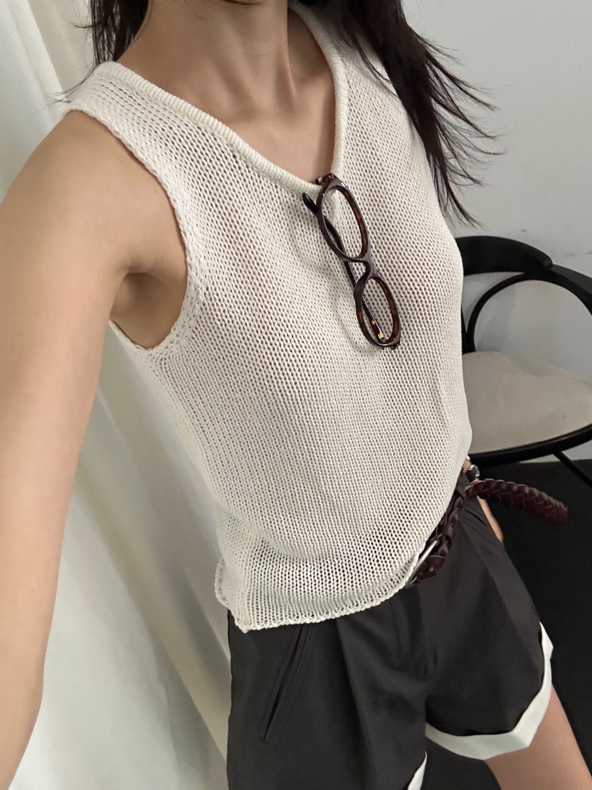 ME MO韓國代購女裝新款時尚熱賣職業26春夏休閑吊帶背心ME MO吊帶/背心圖色1