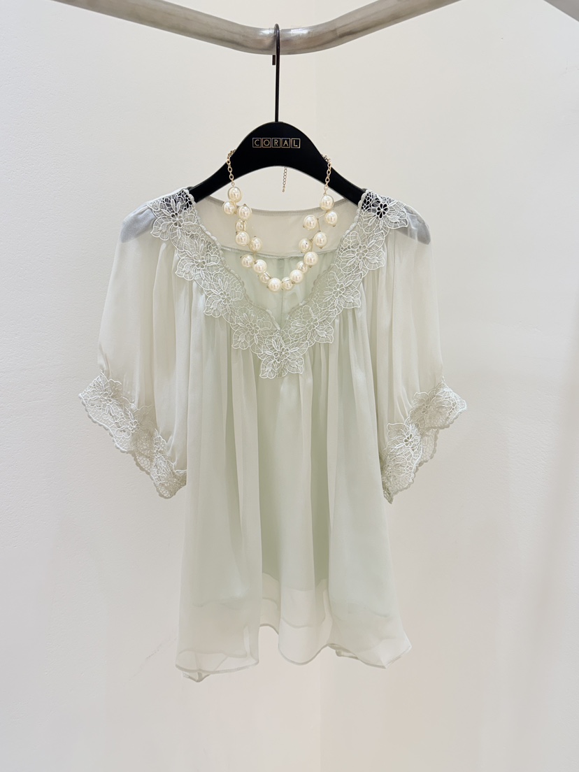 CORAL韓國代購女士新品休閑熱賣26春夏襯衫蕾絲衫不含項鏈CORAL襯衫/蕾絲衫