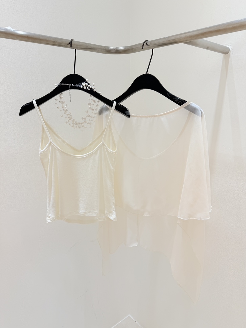 CORAL韓國直郵女裝新款休閑推薦襯衫蕾絲衫不含項鏈套裝雪紡CORAL襯衫/蕾絲衫