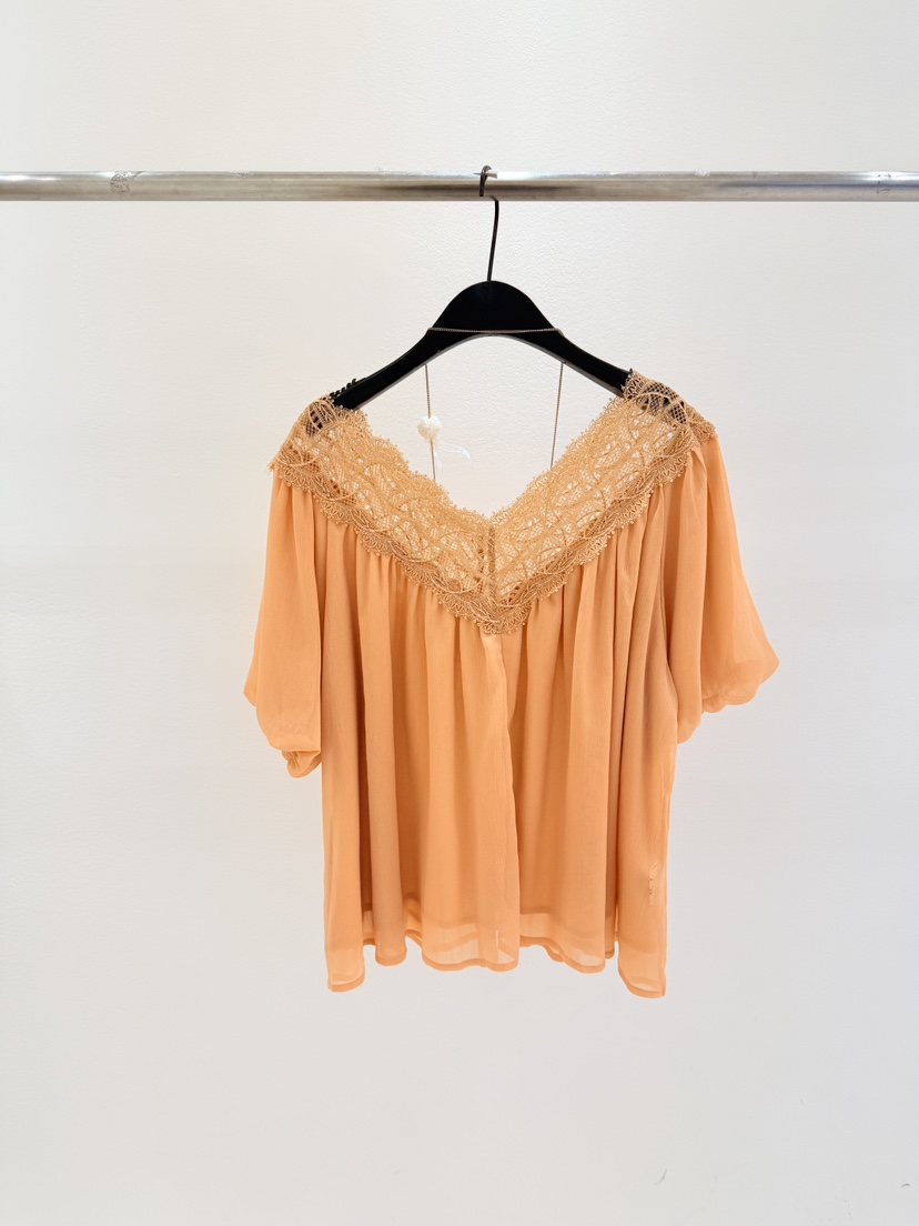 CORAL韓國代購女裝新品推薦休閑時尚襯衫蕾絲衫不含項鏈蕾絲CORAL襯衫/蕾絲衫