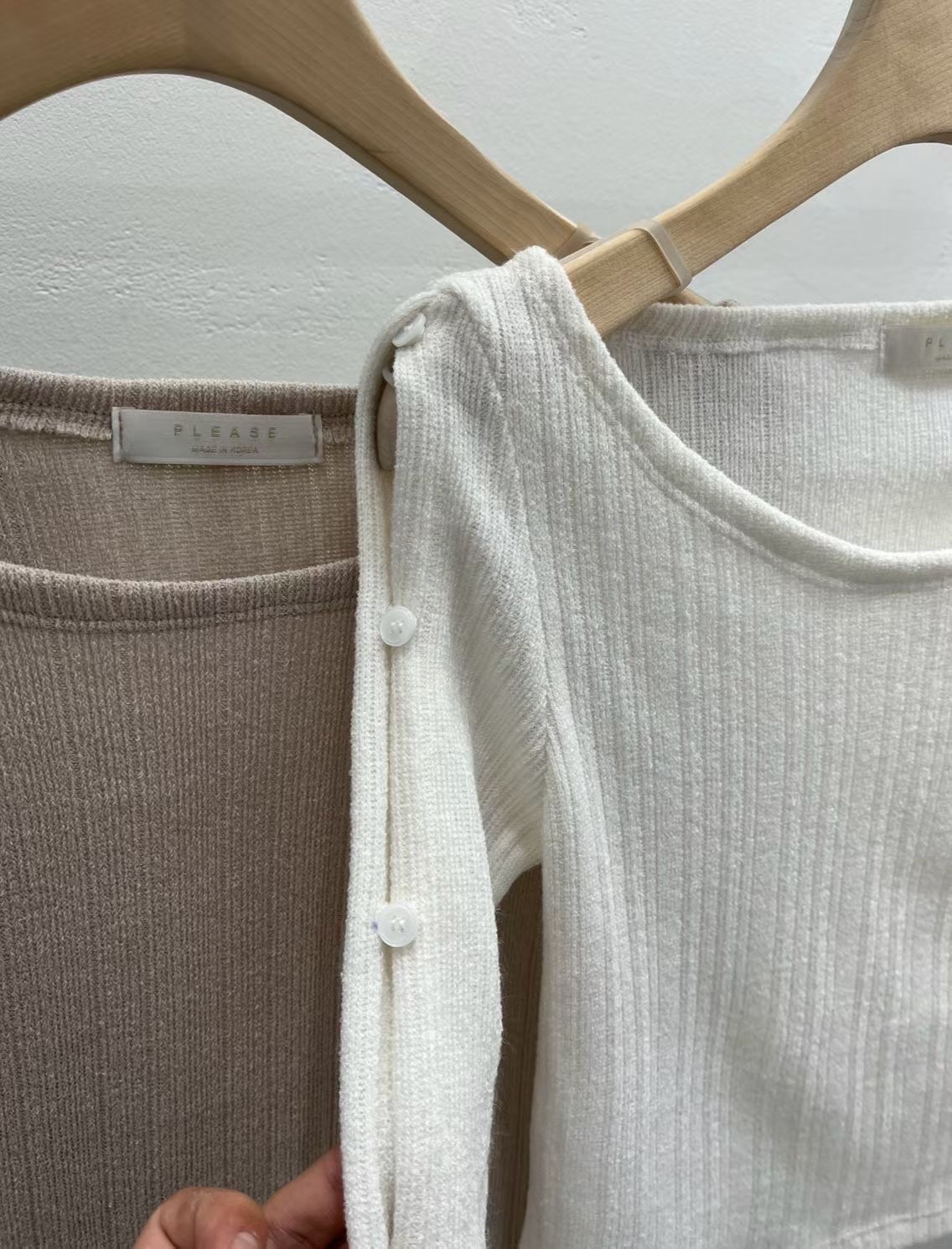 PLEASE/WW東大門實拍女士新品熱賣26春夏長袖T恤不含項鏈PLEASE/WW長袖T恤