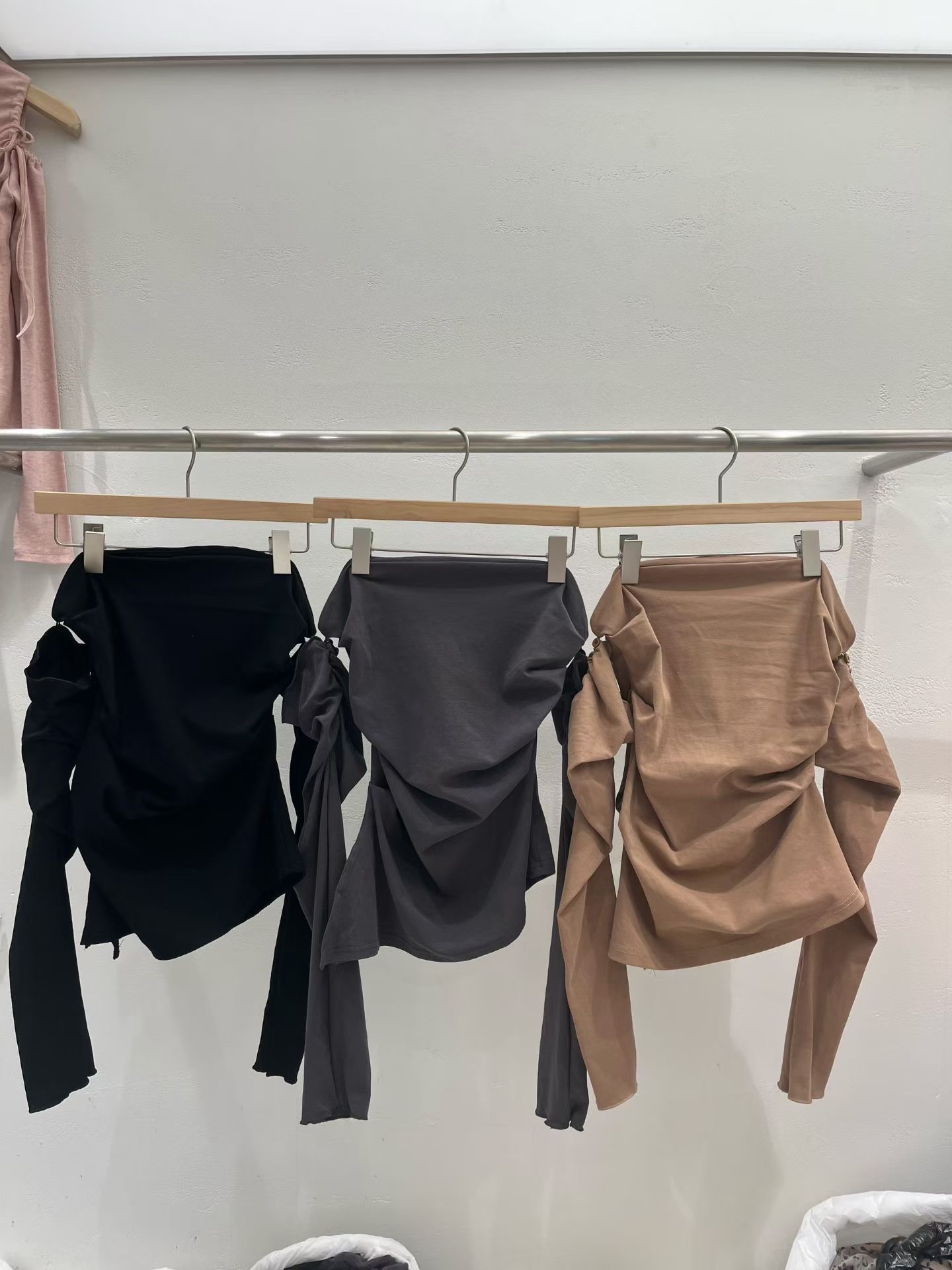 PLEASE/WW東大門實拍女裝新品人氣真品時尚職業推薦長袖T恤PLEASE/WW長袖T恤圖色3左三色