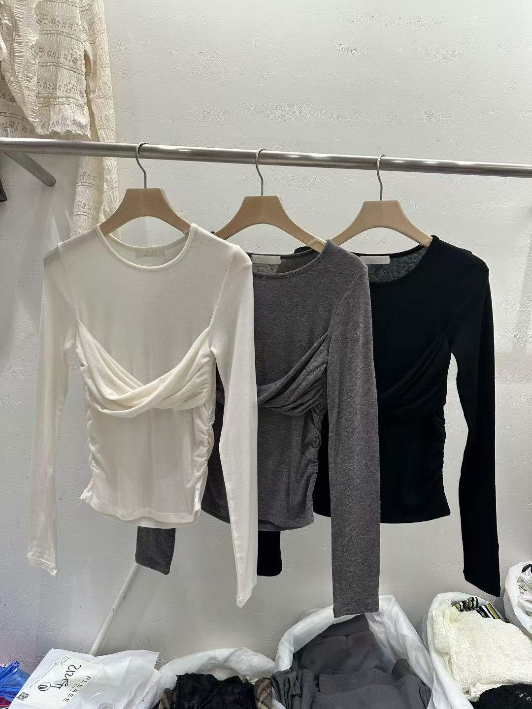 PLEASE/WW韓國直郵女士新款26春夏職業推薦真品熱賣長袖T恤PLEASE/WW長袖T恤圖色3左三色