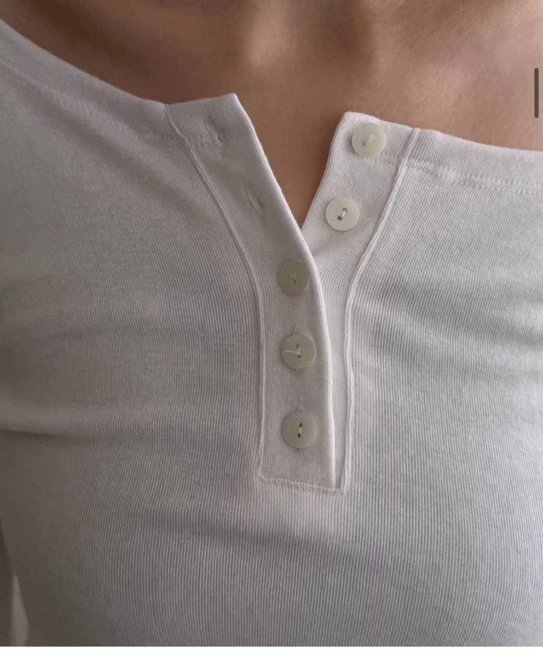 PLEASE/WW東大門實拍女裝新款時尚長袖T恤不含內搭兔子紐扣PLEASE/WW長袖T恤