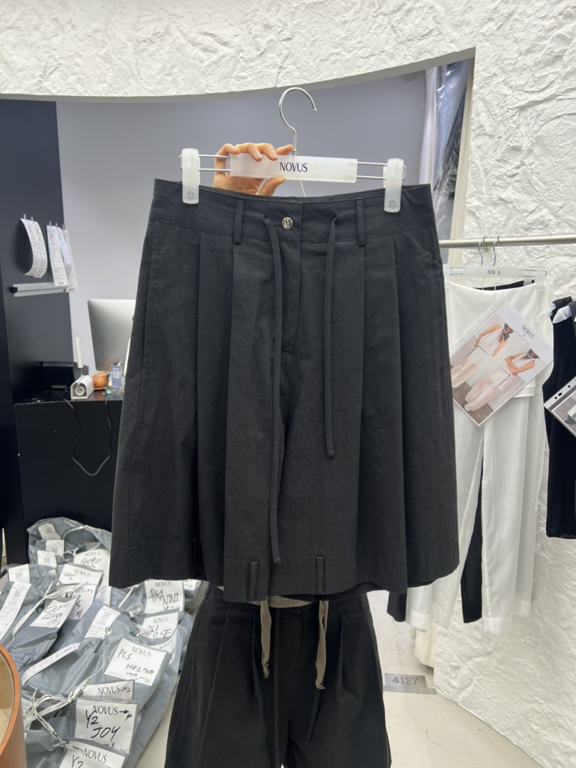 NOVUS韓國代購女裝新品休閑職業推薦時尚熱賣人氣26春夏短褲NOVUS短褲圖色2