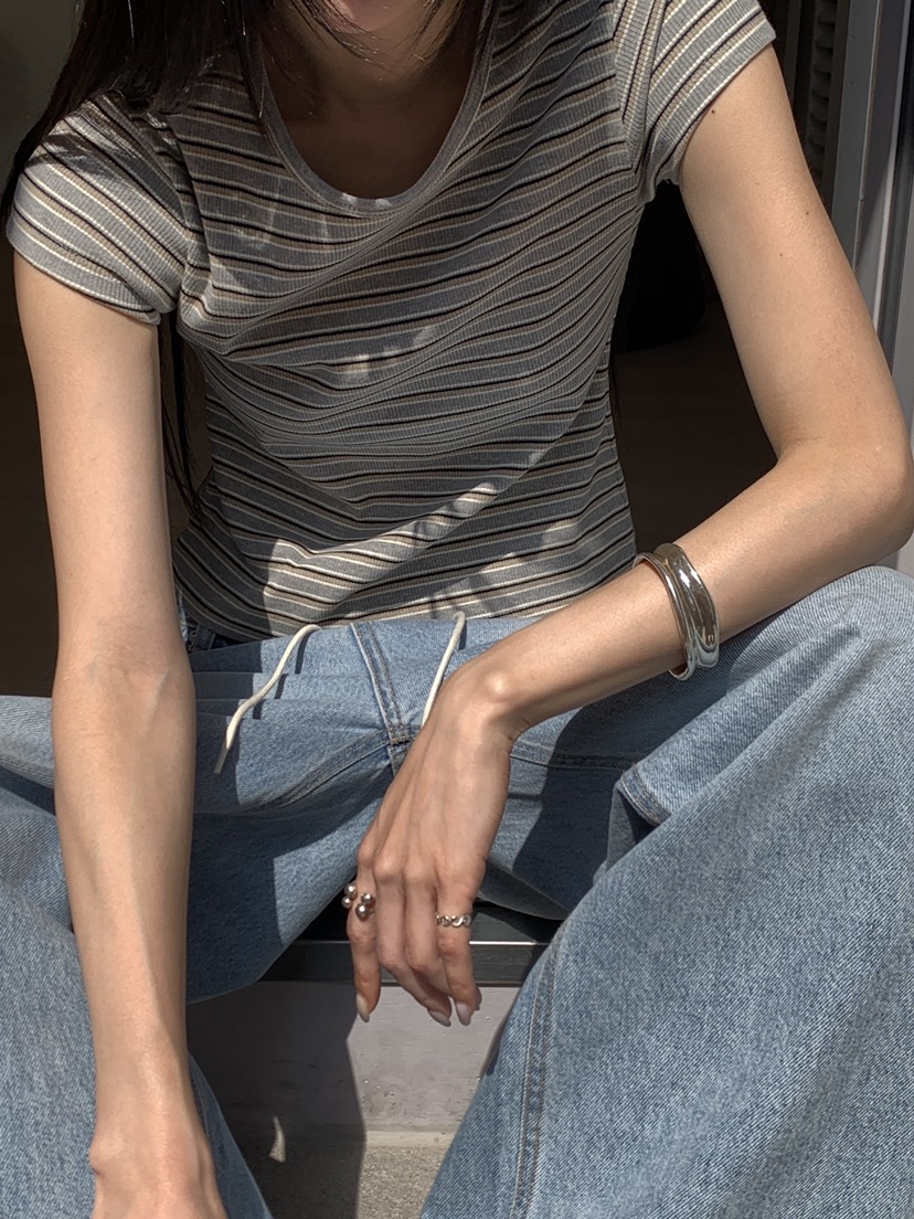 B_GARDER東大門實拍女裝新品時尚休閑職業熱賣26春夏推薦T恤B.GARDERT恤