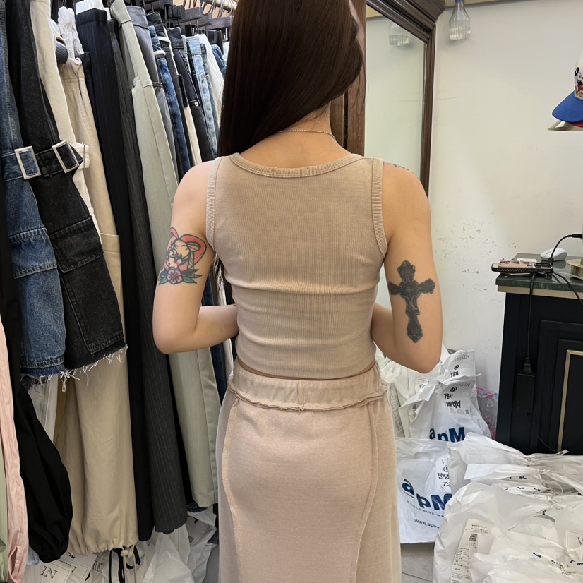 VIRKIN韓國直郵實拍女裝新款人氣時尚推薦26春夏吊帶背心VIRKIN吊帶/背心