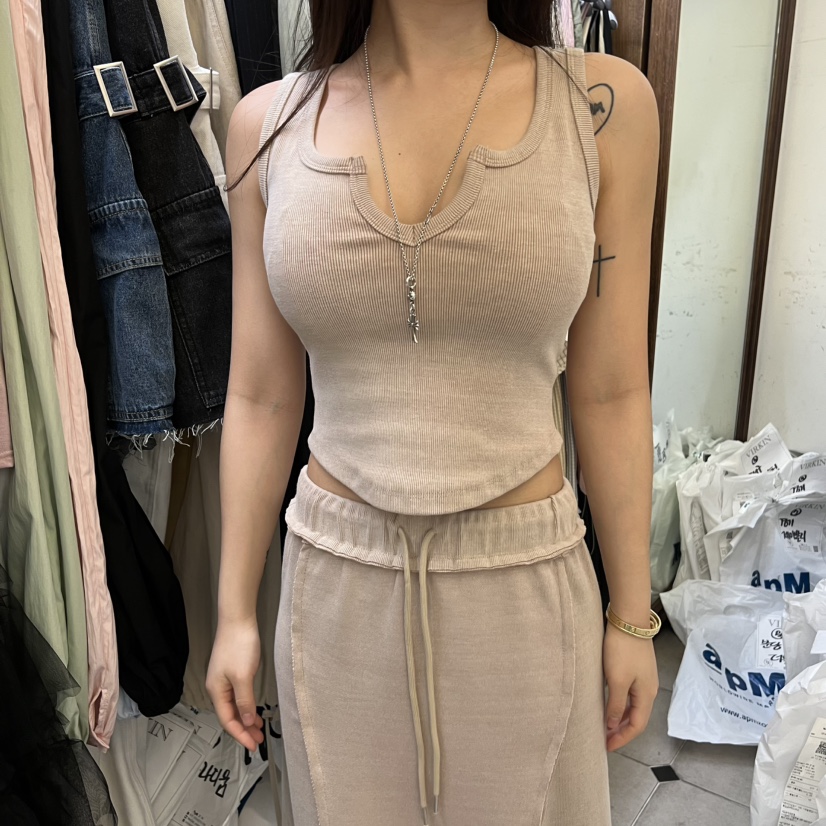 VIRKIN韓國直郵實拍女裝新款人氣時尚推薦26春夏吊帶背心VIRKIN吊帶/背心圖色1