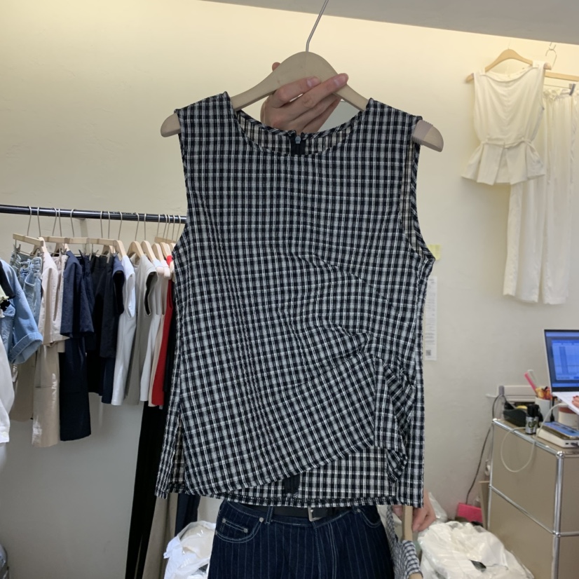 W AND J韓國直郵女裝新款人氣職業26春夏休閑吊帶背心格子W AND J吊帶/背心圖色2