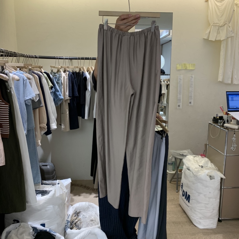 W AND J韓國直郵實拍女裝新品休閑時尚熱賣職業26春夏休閑褲W AND J休閑褲