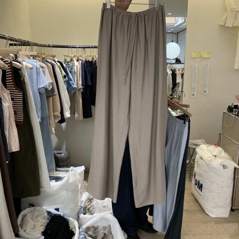 W AND J韓國直郵實拍女裝新品休閑時尚熱賣職業26春夏休閑褲W AND J休閑褲圖色1