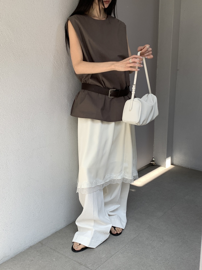 B_GARDER韓國東大門直郵女裝新款熱賣職業26春夏襯衫蕾絲衫B.GARDER襯衫/蕾絲衫