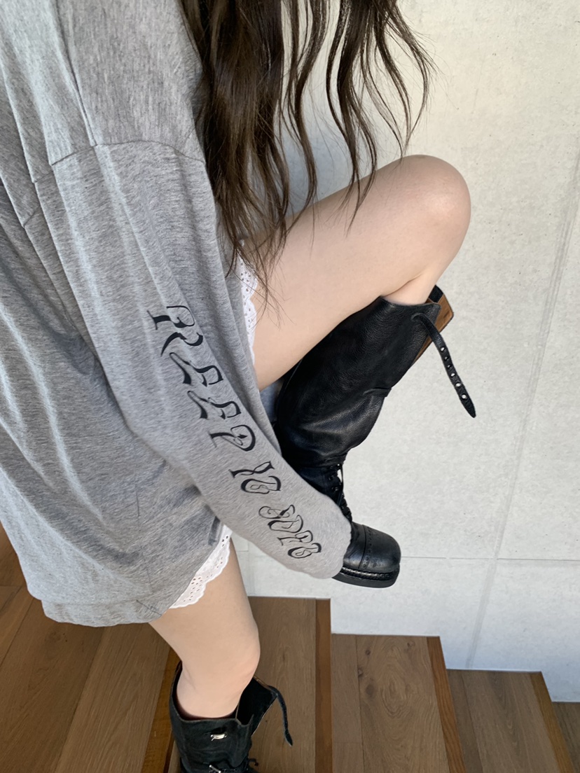 SHOP POSTER韓國直郵女裝新品人氣職業熱賣時尚26春夏長袖T恤SHOP_POSTER長袖T恤