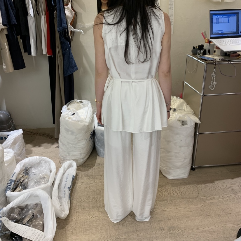 W AND J韓國直郵實拍女裝新款時尚推薦熱賣職業套裝含腰繩W AND J套裝