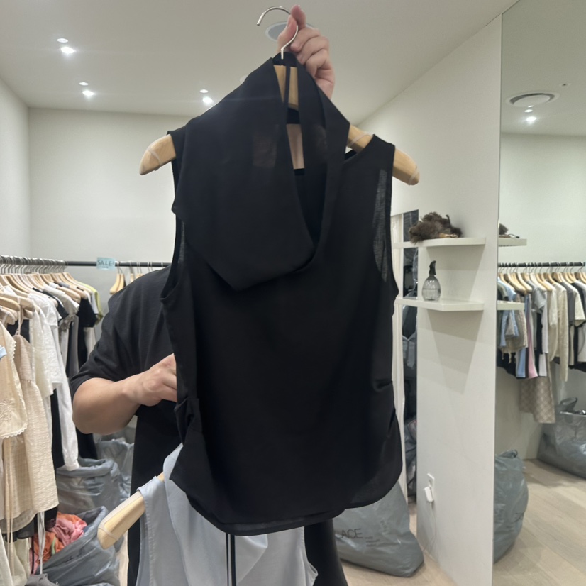 NOTTINGHAM/AVECNOUS/MODEST韓國代購女裝新款26春夏吊帶背心含圍巾NOTTINGHAM/AVECNOUS/MODEST吊帶/背心圖色2