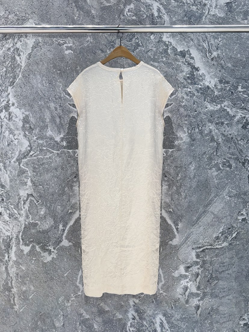 ROOKIE BUD韓國直郵實拍女裝新品休閑推薦人氣連衣裙褶皺緞ROOKIE BUD-P連衣裙