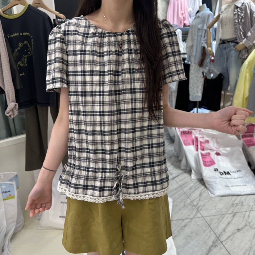 OURMOMENT韓國東大門代購女裝新品推薦人氣襯衫蕾絲衫褶皺OURMOMENT襯衫/蕾絲衫圖色1