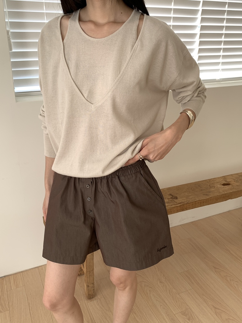 B_GARDER韓國代購女裝新款推薦職業休閑時尚人氣短褲紐扣B.GARDER短褲