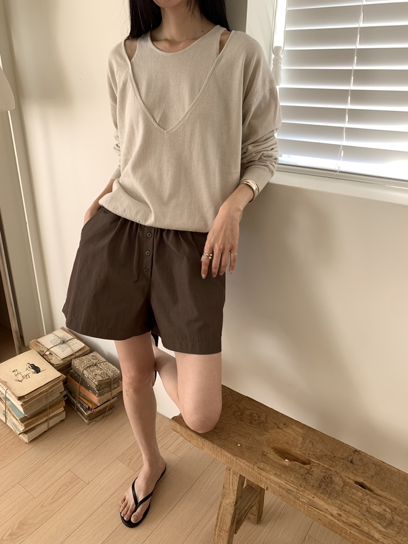 B_GARDER韓國代購女裝新款推薦職業休閑時尚人氣短褲紐扣B.GARDER短褲